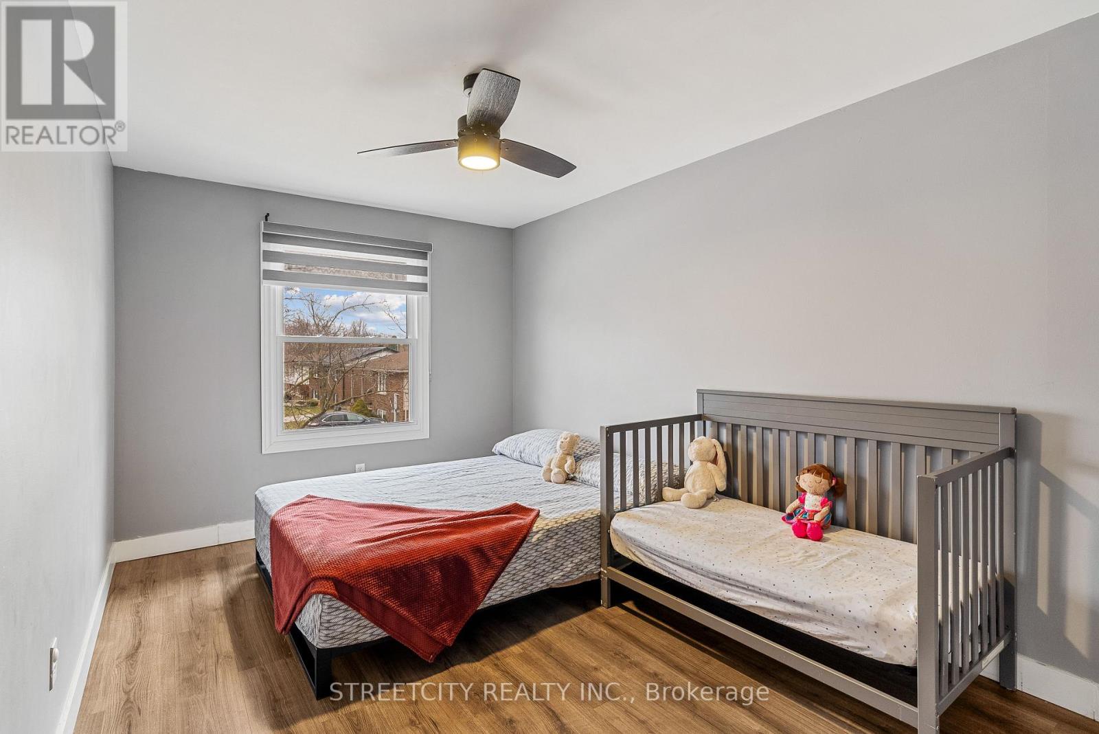 190 Spence Drive, Strathroy-Caradoc, Ontario  N7G 3T5 - Photo 20 - X12928480