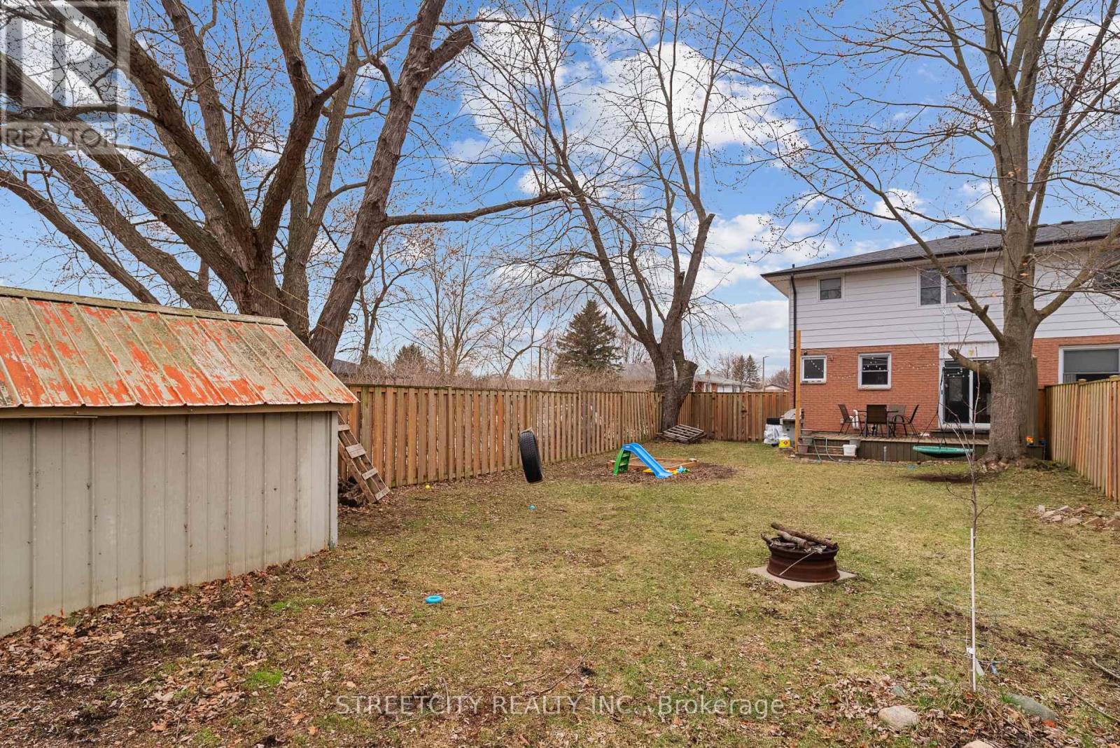 190 Spence Drive, Strathroy-Caradoc, Ontario  N7G 3T5 - Photo 37 - X12928480