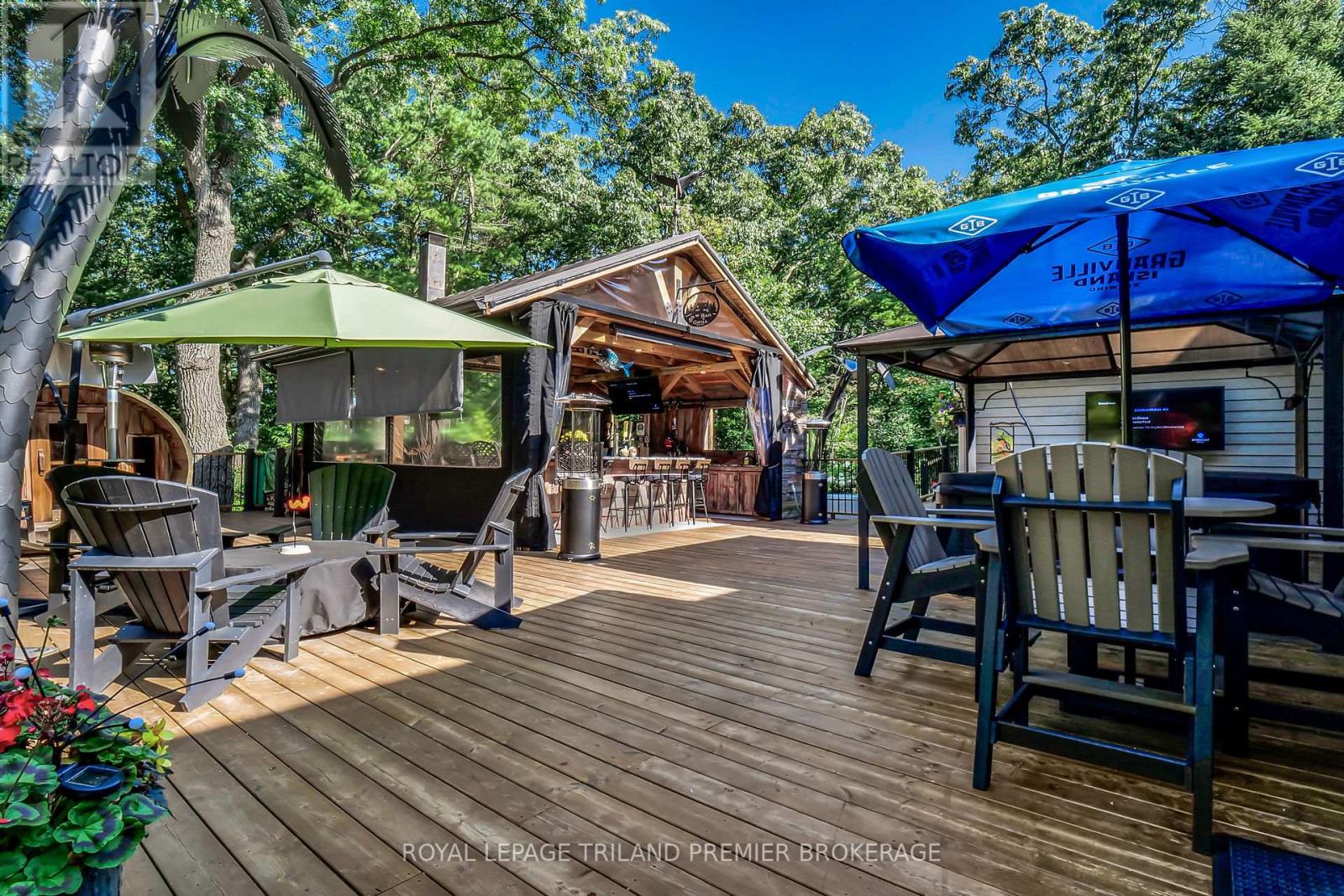 9941 Nipigon Street, Lambton Shores, Ontario N0M 2L0 - Photo 29 - X12928562