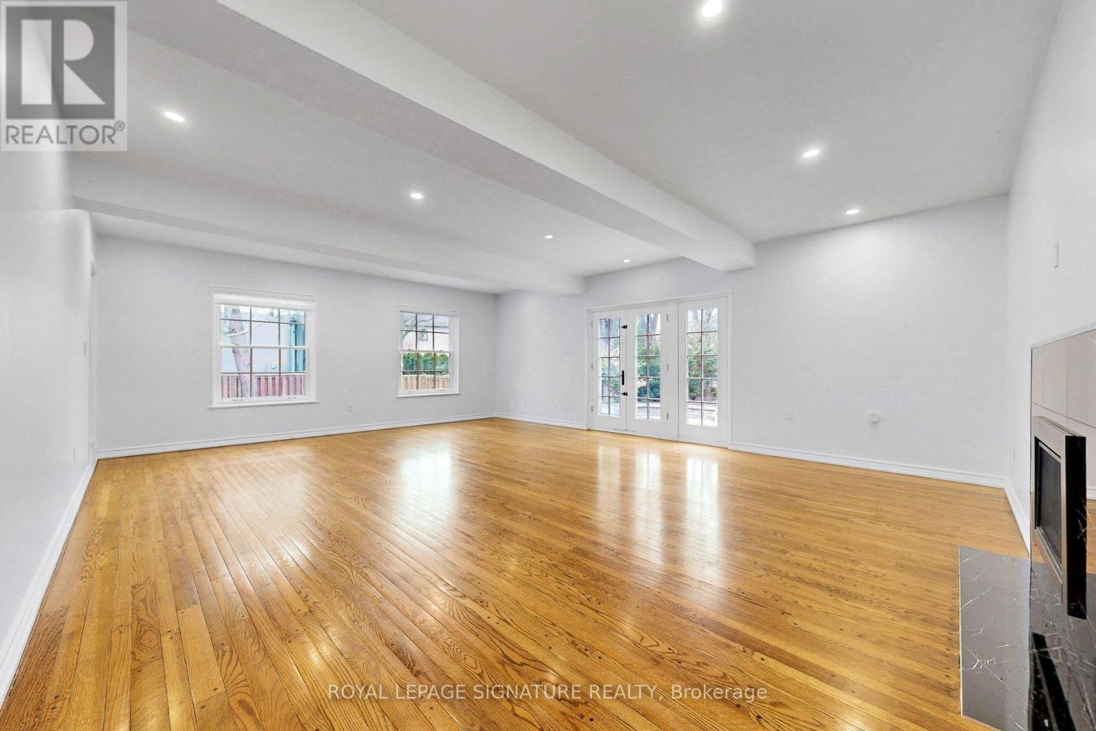 24 Laureleaf Road, Markham, Ontario  L3T 2X5 - Photo 17 - N12927116