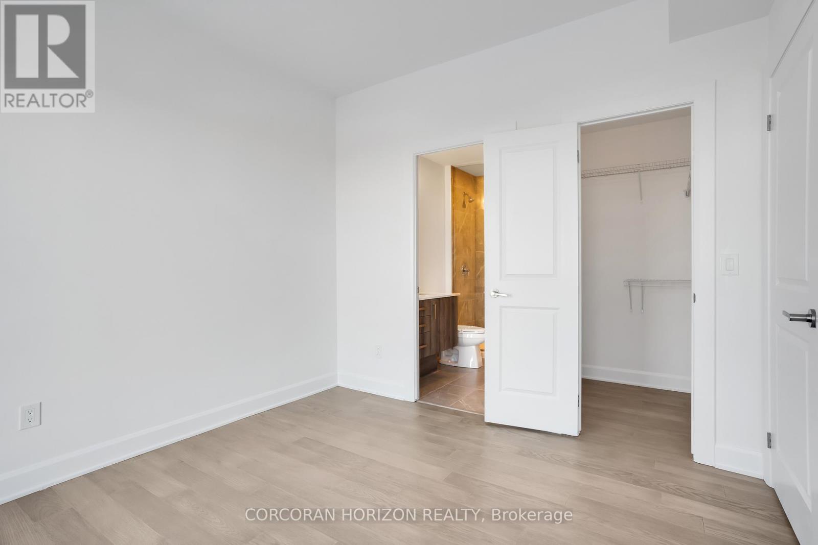 1013 - 3240 William Coltson Avenue, Oakville, Ontario  L6H 8C8 - Photo 14 - W12929050