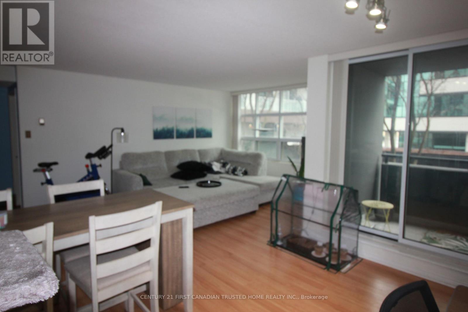 305 - 155 Kent Street, London East, Ontario  N6A 5N7 - Photo 7 - X12928766