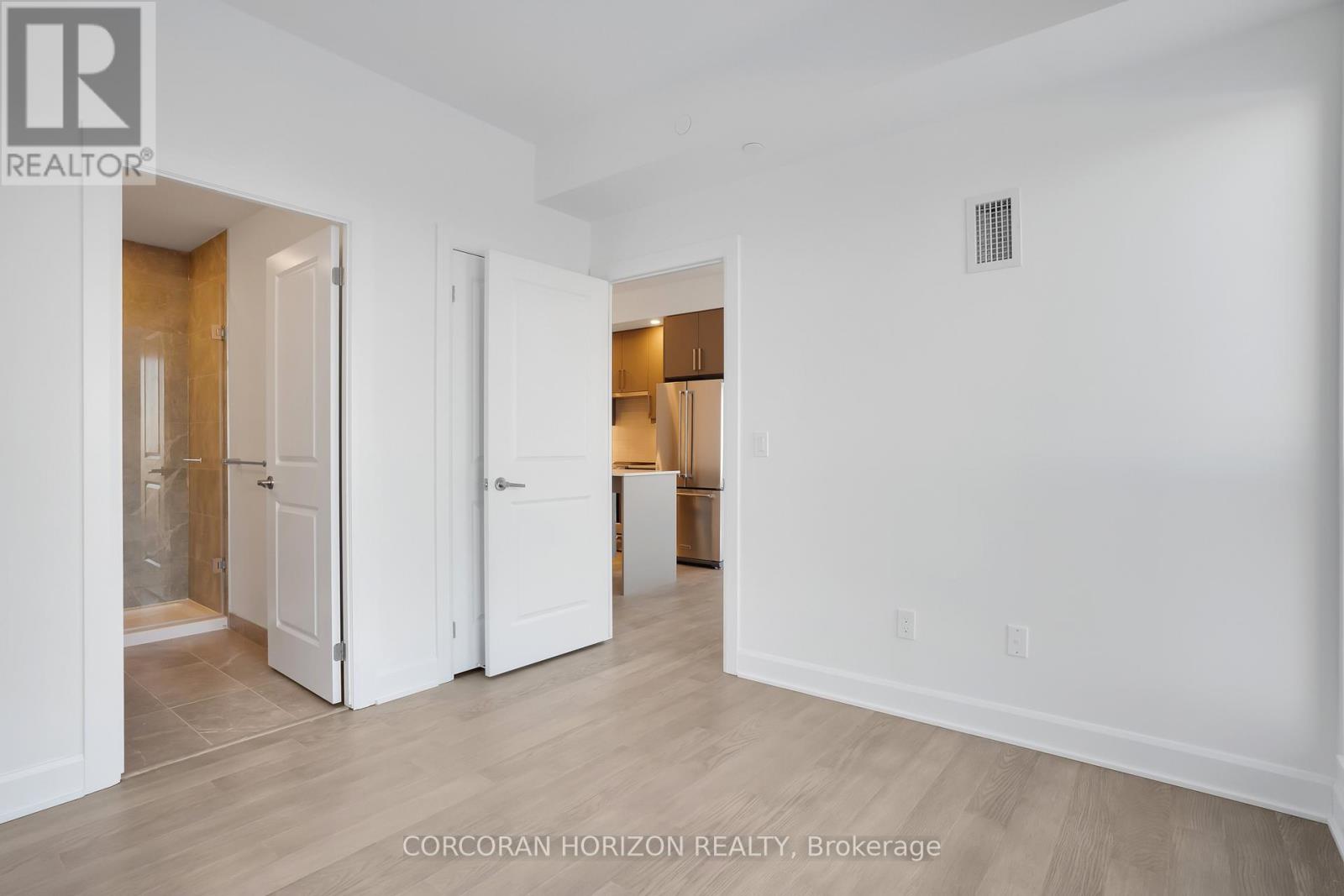 1013 - 3240 William Coltson Avenue, Oakville, Ontario  L6H 8C8 - Photo 15 - W12929050