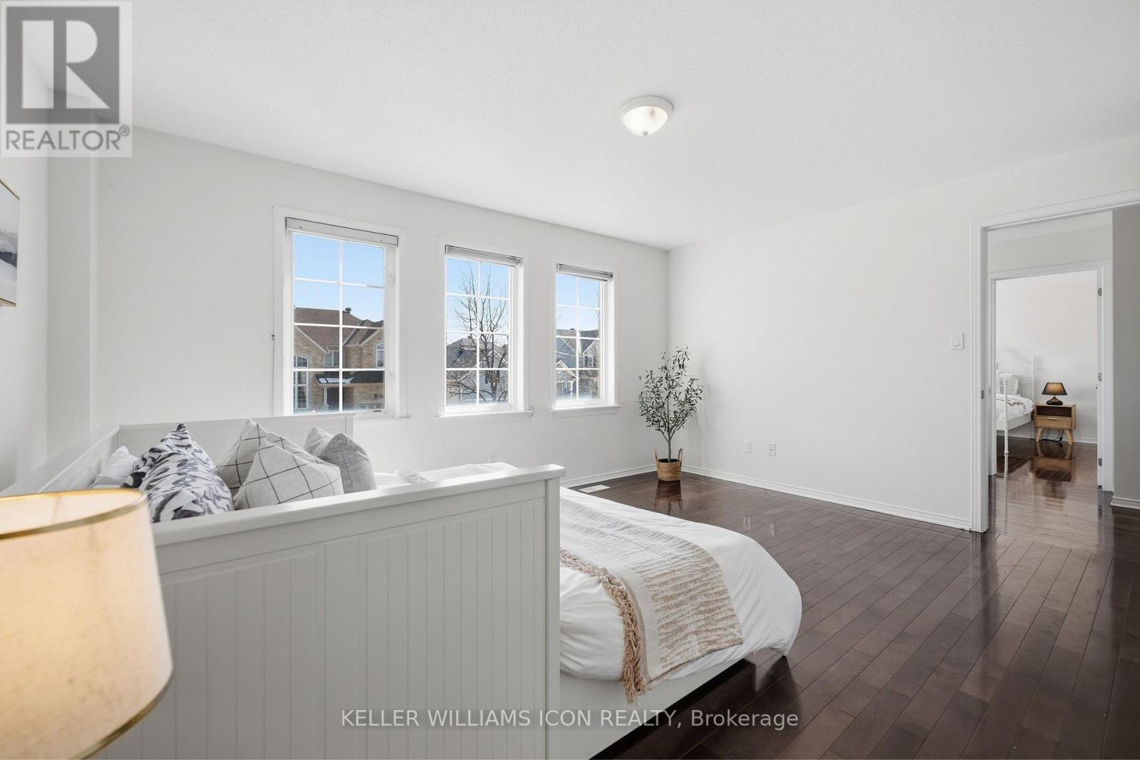 796 Kilbirnie Drive, Ottawa, Ontario  K2J 0M4 - Photo 33 - X12928618