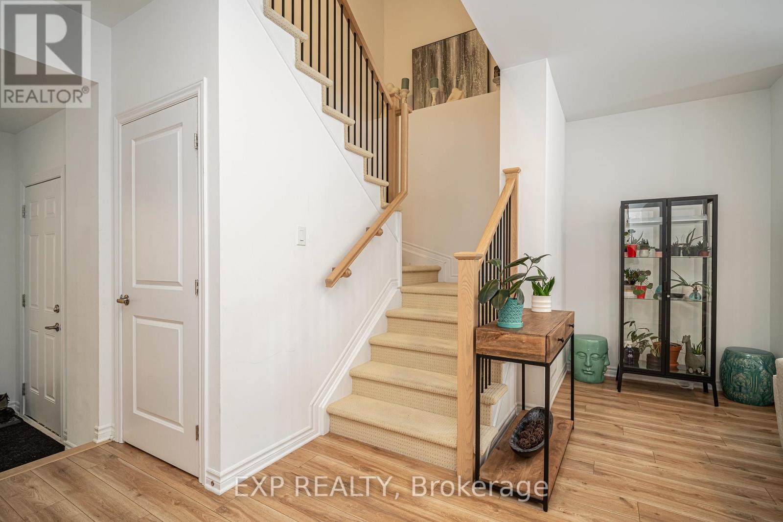 99 Dun Skipper Drive, Ottawa, Ontario  K1X 0G1 - Photo 11 - X12928628