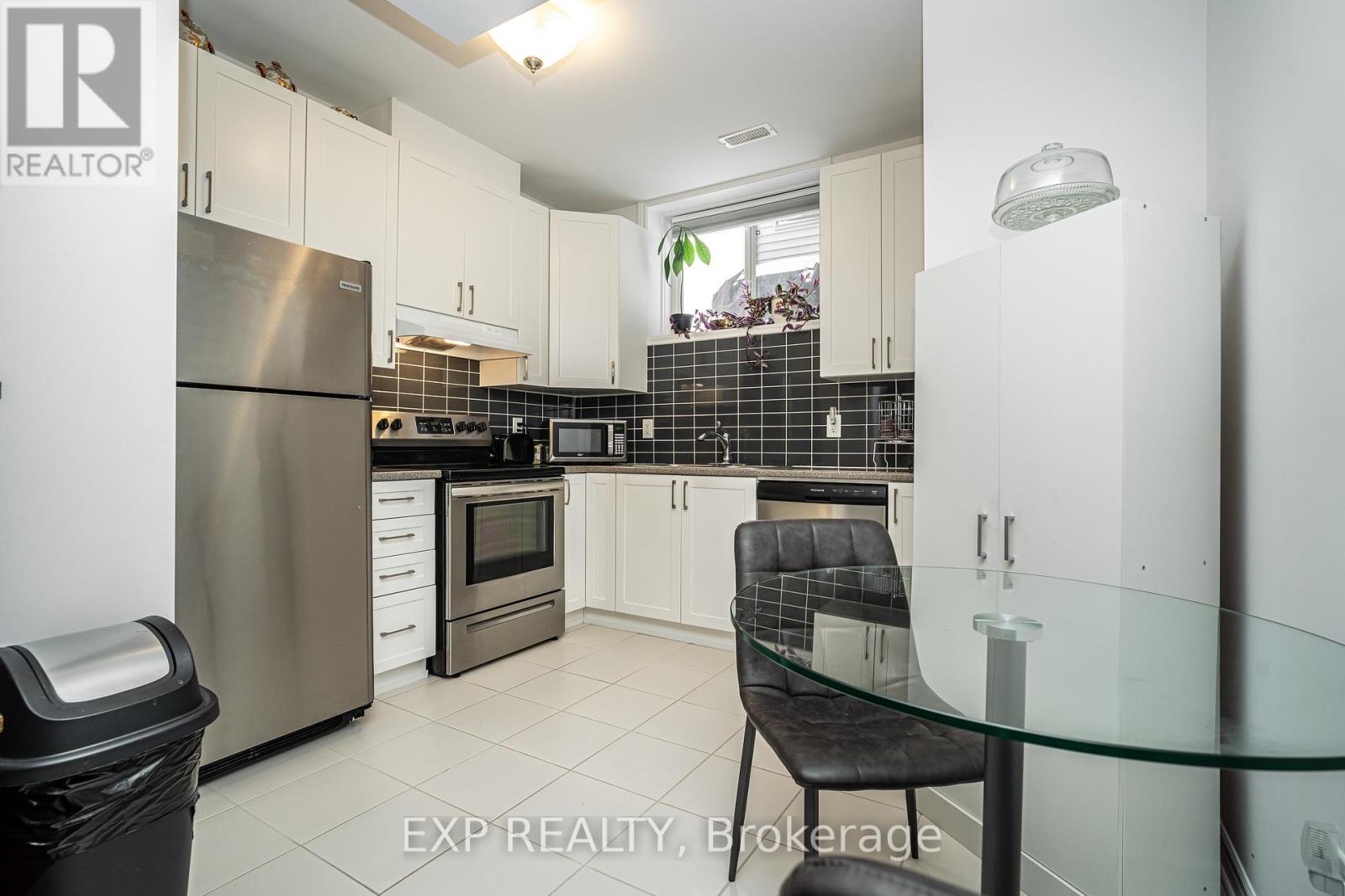 99 Dun Skipper Drive, Ottawa, Ontario  K1X 0G1 - Photo 32 - X12928628