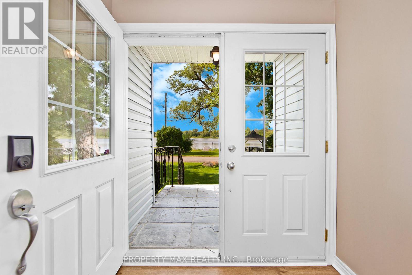 27 Rose Street, Quinte West, Ontario K0K 2C0 - Photo 6 - X12928526