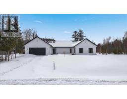 40 BANCROFT RIDGE DRIVE, Bancroft, Ontario
