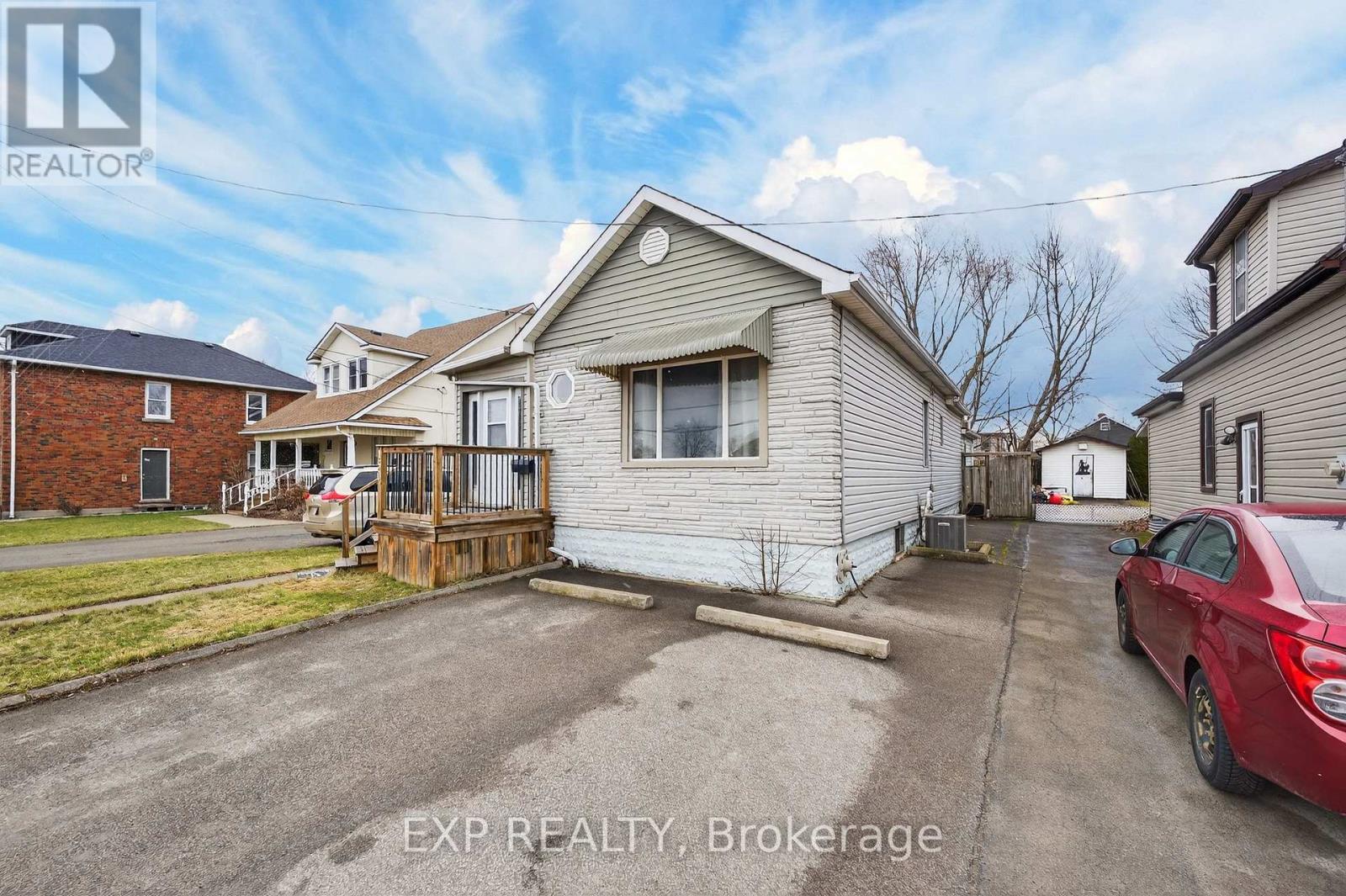 150 CROWLAND AVENUE, Welland, Ontario