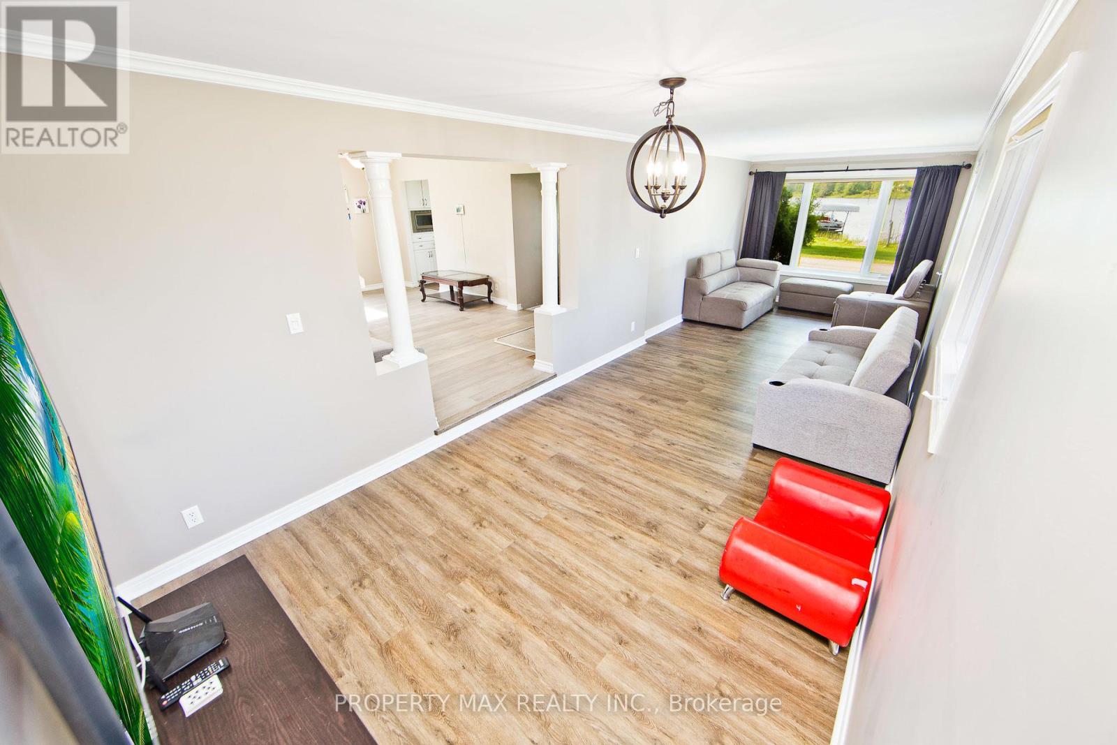 27 Rose Street, Quinte West, Ontario K0K 2C0 - Photo 7 - X12928526