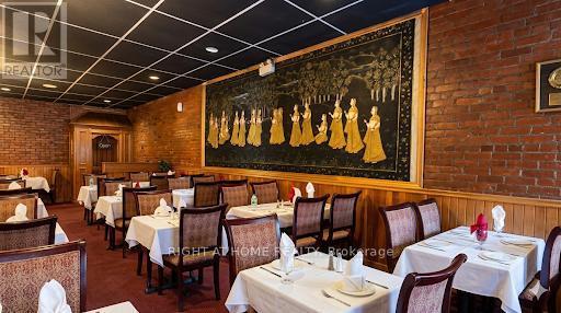 201 James Street N, Hamilton, Ontario  L8R 2L2 - Photo 3 - X12928640