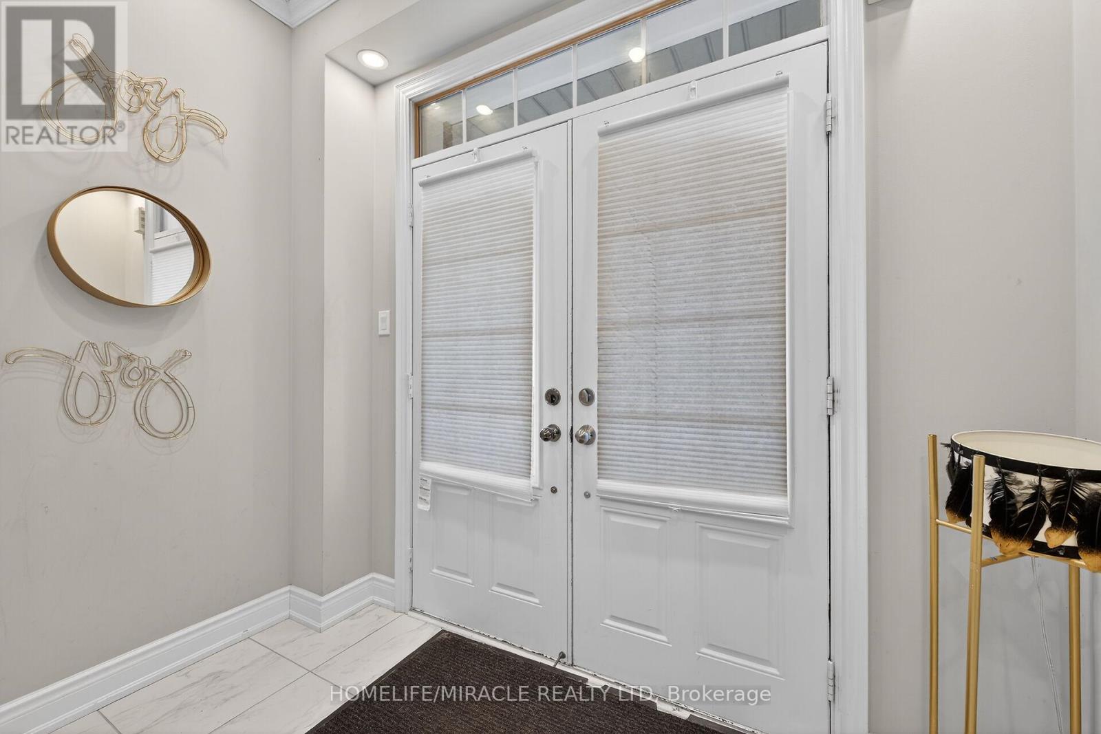 7809 Hackberry Trail, Niagara Falls, Ontario  L2H 3R5 - Photo 3 - X12928646