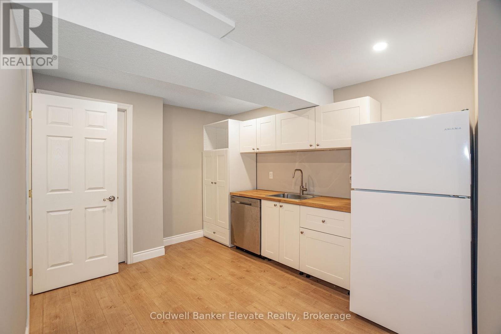 17 - 2705 Kingsway Drive, Kitchener, Ontario  N2C 2T2 - Photo 26 - X12928666