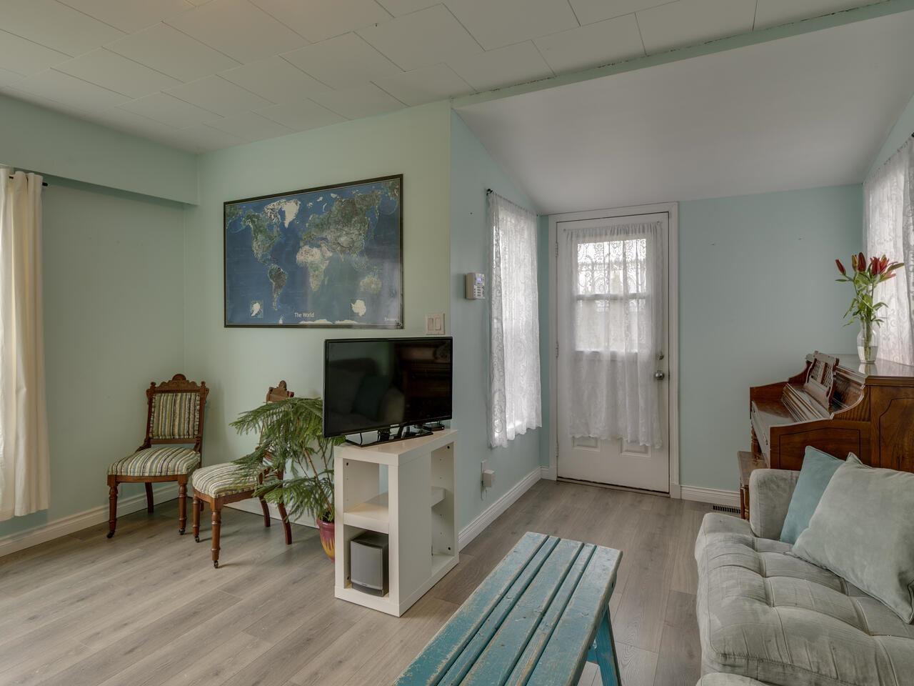 7650 Taulbut Street, Mission, British Columbia  V2V 3W6 - Photo 4 - R3099663