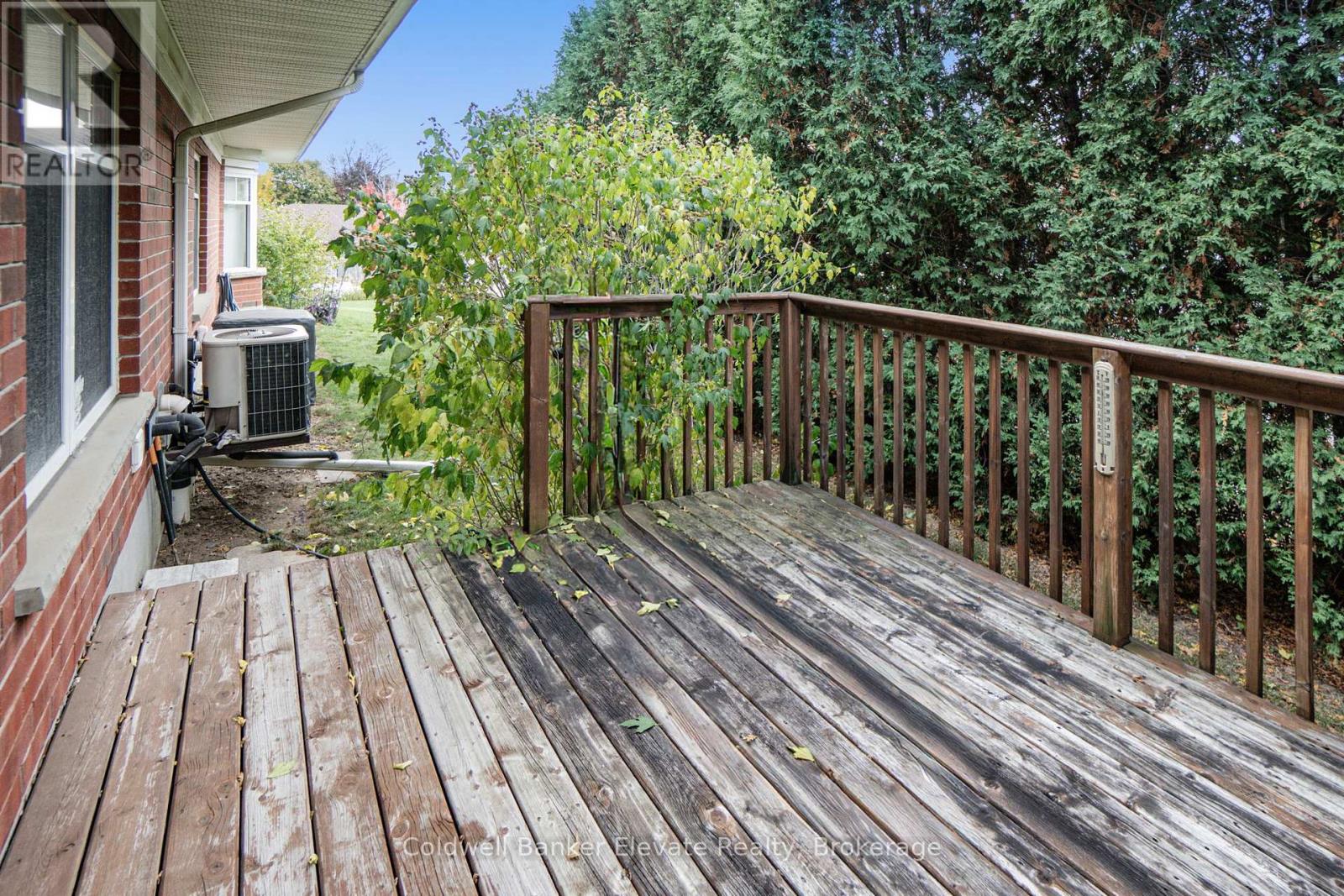 17 - 2705 Kingsway Drive, Kitchener, Ontario  N2C 2T2 - Photo 35 - X12928666