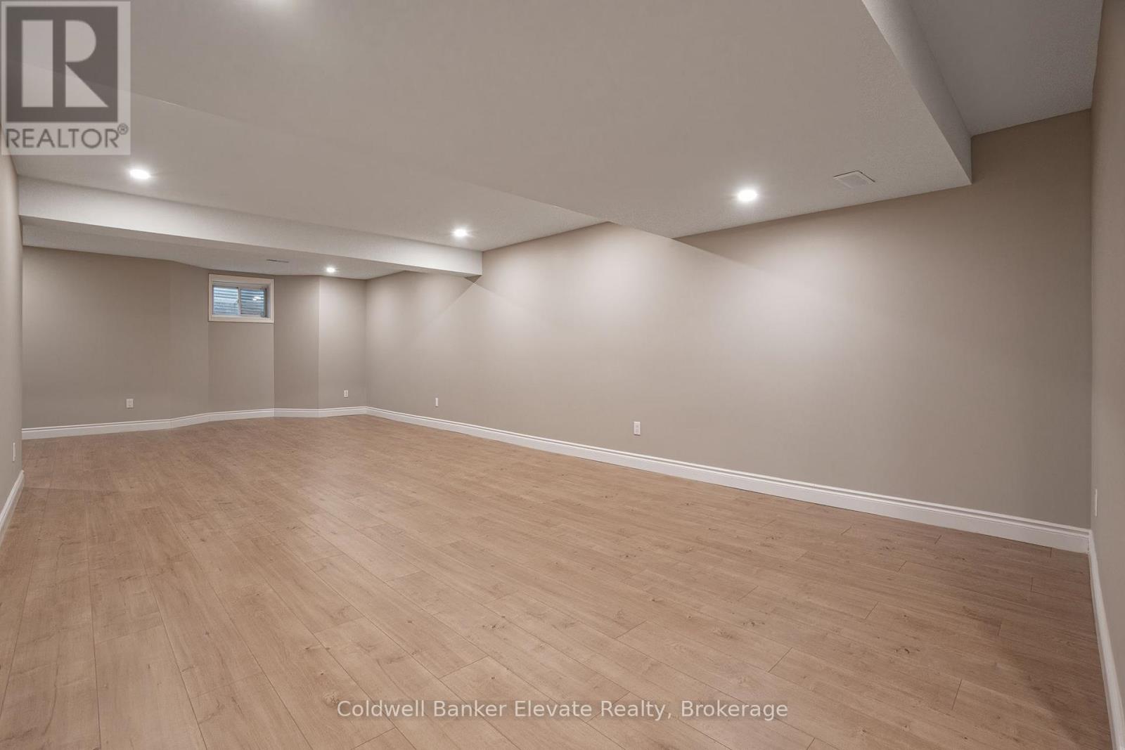 17 - 2705 Kingsway Drive, Kitchener, Ontario  N2C 2T2 - Photo 29 - X12928666