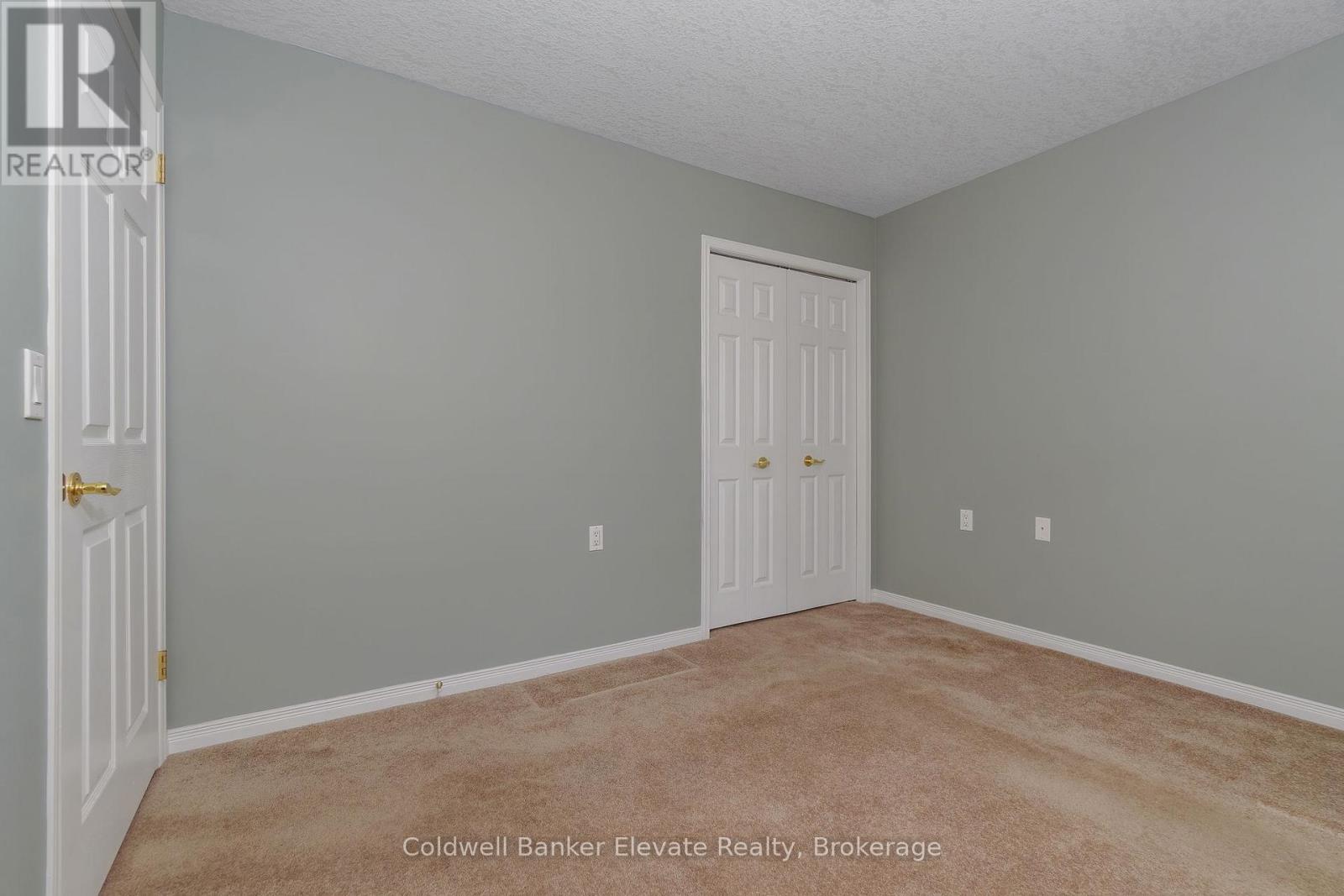 17 - 2705 Kingsway Drive, Kitchener, Ontario  N2C 2T2 - Photo 6 - X12928666