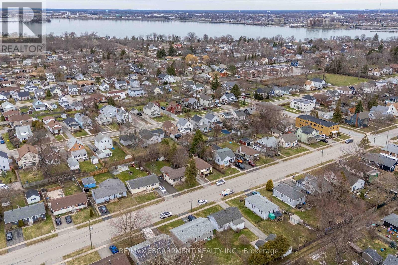 316 Dufferin Street, Fort Erie, Ontario  L2A 2T9 - Photo 46 - X12928732