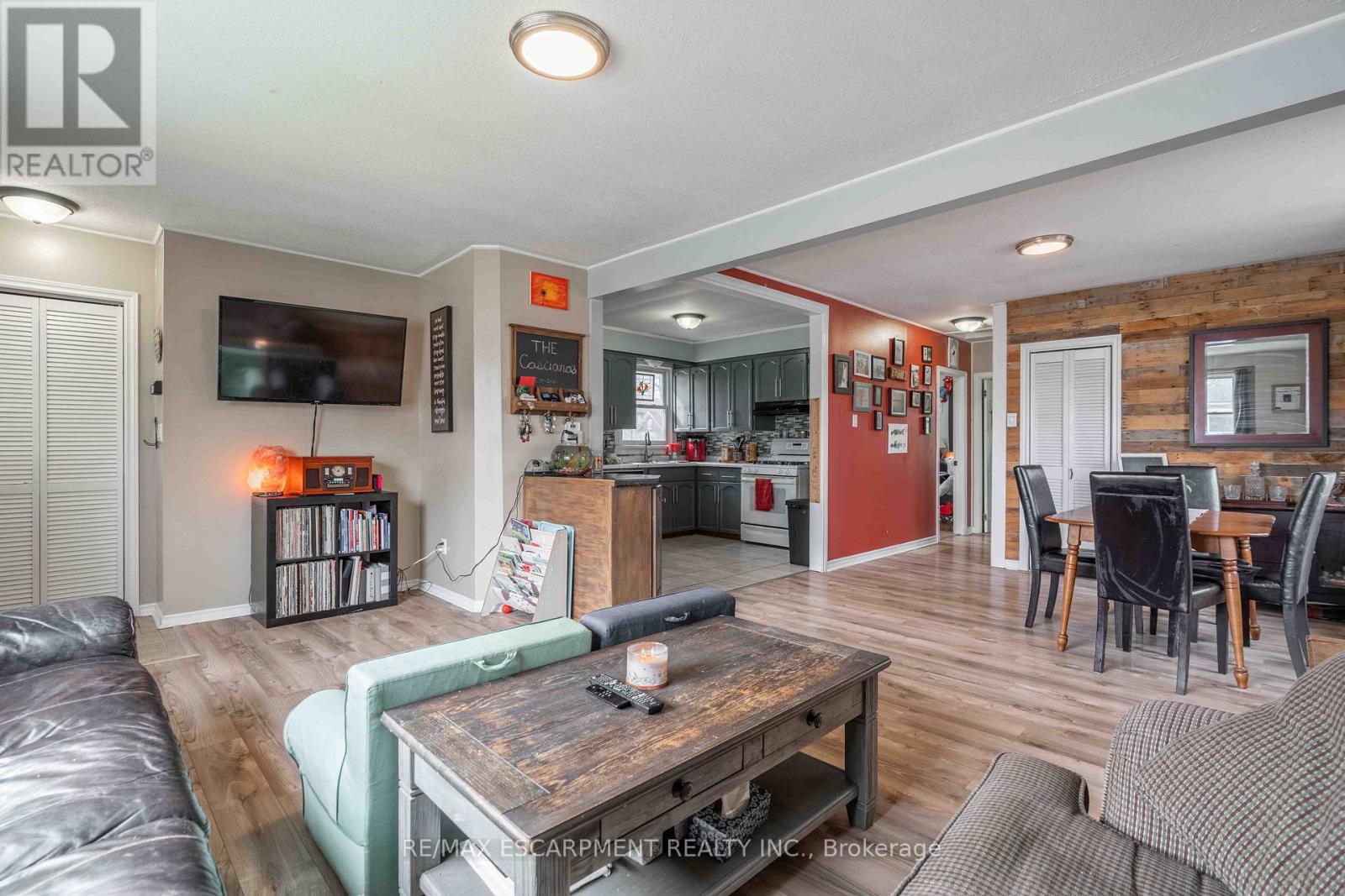 316 Dufferin Street, Fort Erie, Ontario  L2A 2T9 - Photo 8 - X12928732