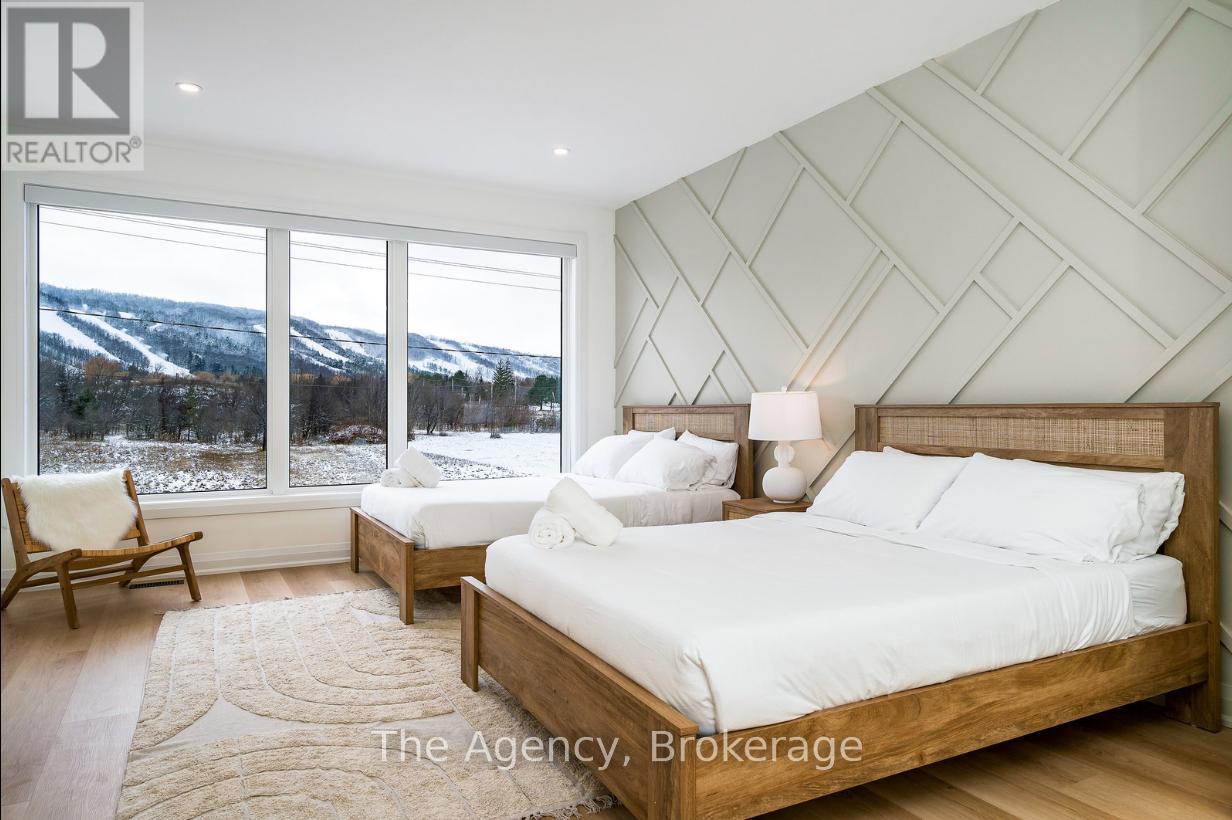 1,2,3 - 145 Kandahar Lane, Blue Mountains, Ontario  L9Y 0N3 - Photo 35 - X12928586