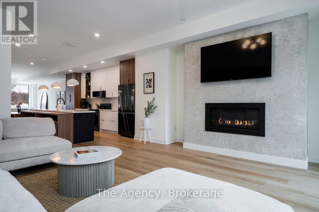 1,2,3 - 145 Kandahar Lane, Blue Mountains, Ontario  L9Y 0N3 - Photo 27 - X12928590