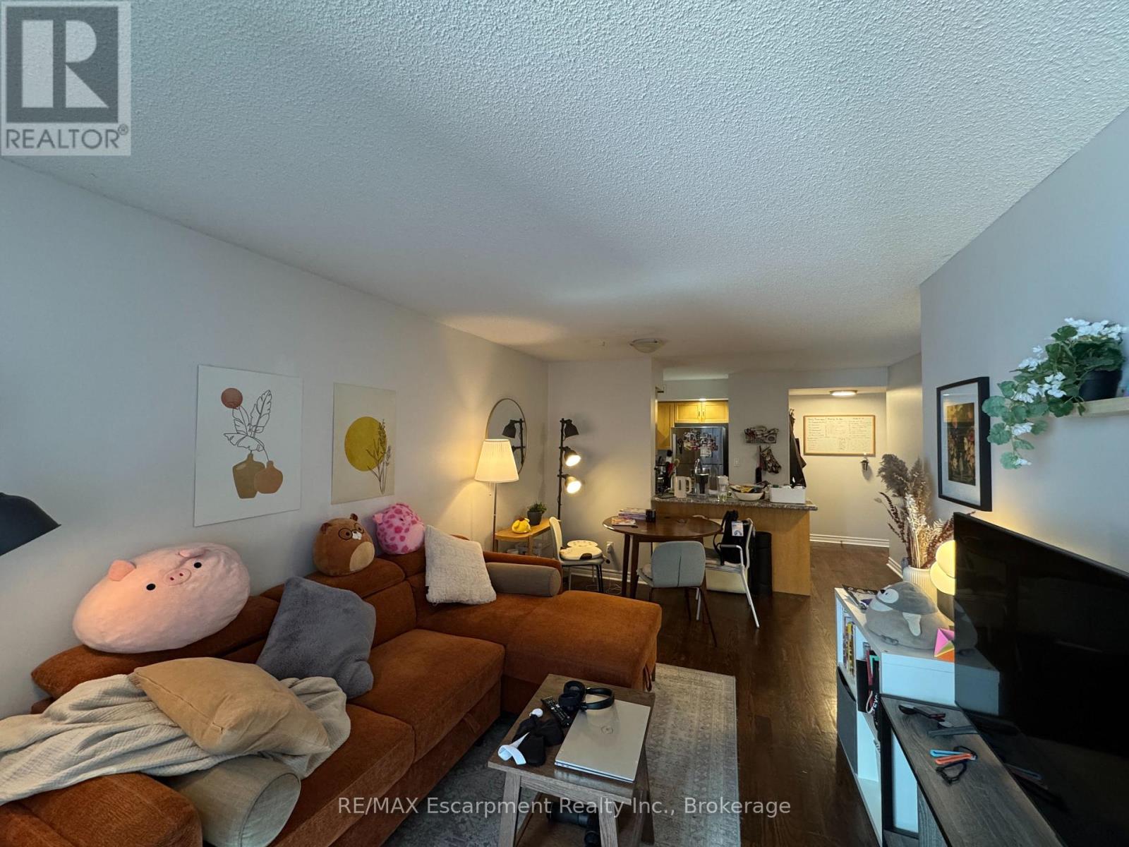 405 - 270 Wellington Street W, Toronto, Ontario  M5V 3P5 - Photo 9 - C12928324