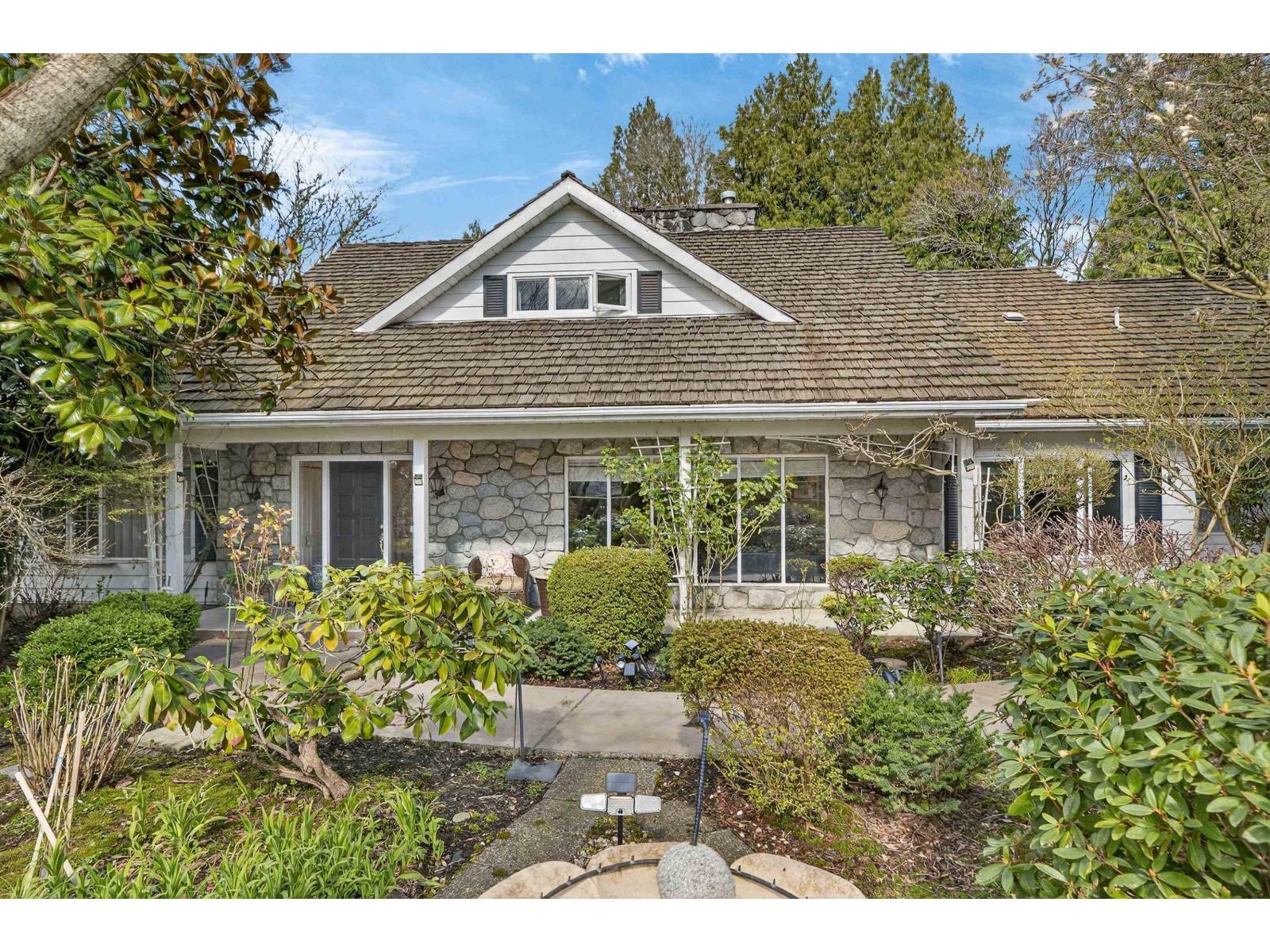 35093 Mt Blanchard Drive, Abbotsford, British Columbia  V2S 6T3 - Photo 1 - R3103914