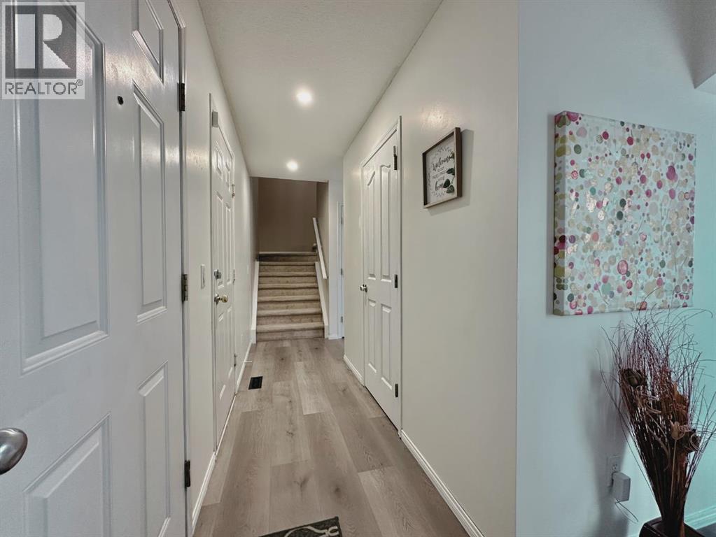 139 Bridlewood Circle Sw, Calgary, Alberta  T2Y 3L1 - Photo 10 - A2292477