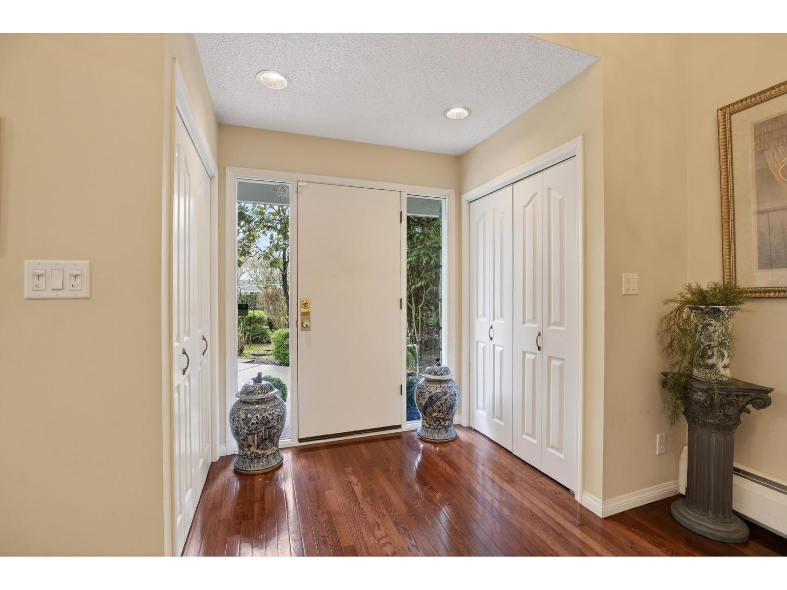 35093 Mt Blanchard Drive, Abbotsford, British Columbia  V2S 6T3 - Photo 6 - R3103914