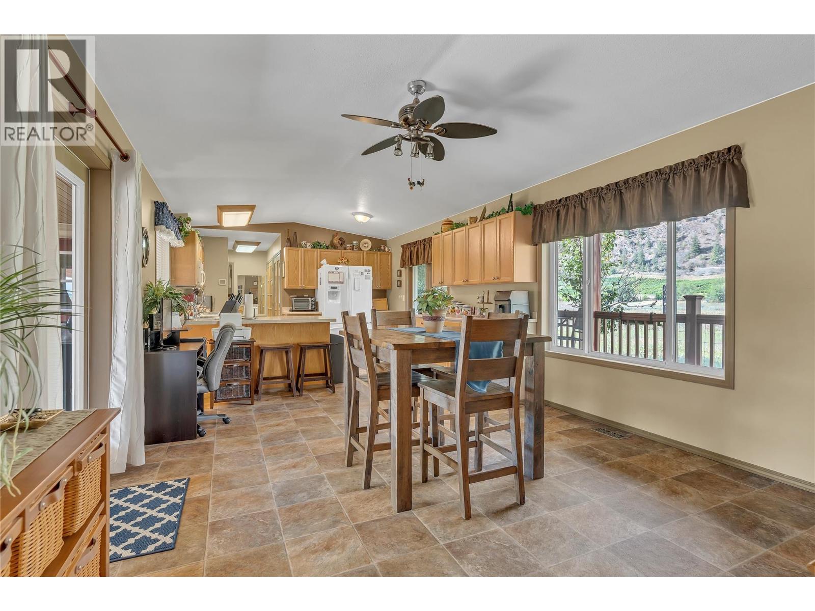 8705 Road 22 Road, Oliver, British Columbia  V0H 1T1 - Photo 68 - 10381063