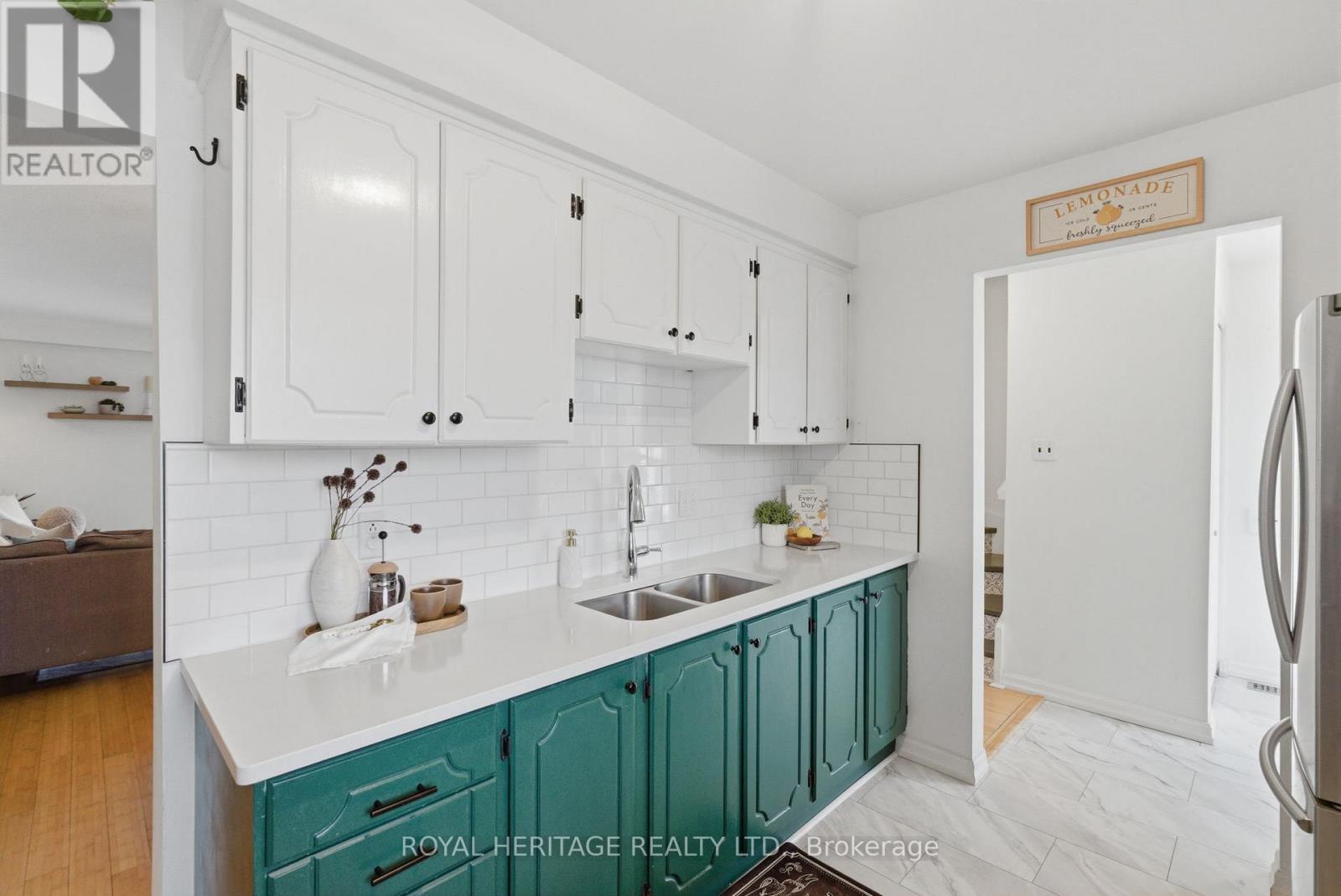 9 - 740 Chamberlain Street, Peterborough, Ontario  K9J 4M3 - Photo 8 - X12928520