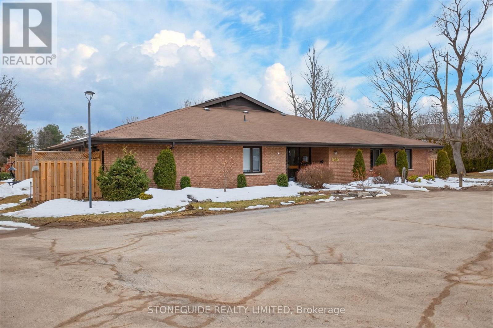 1 - 645 Whitaker Street, Peterborough, Ontario  K9H 7L5 - Photo 1 - X12928692