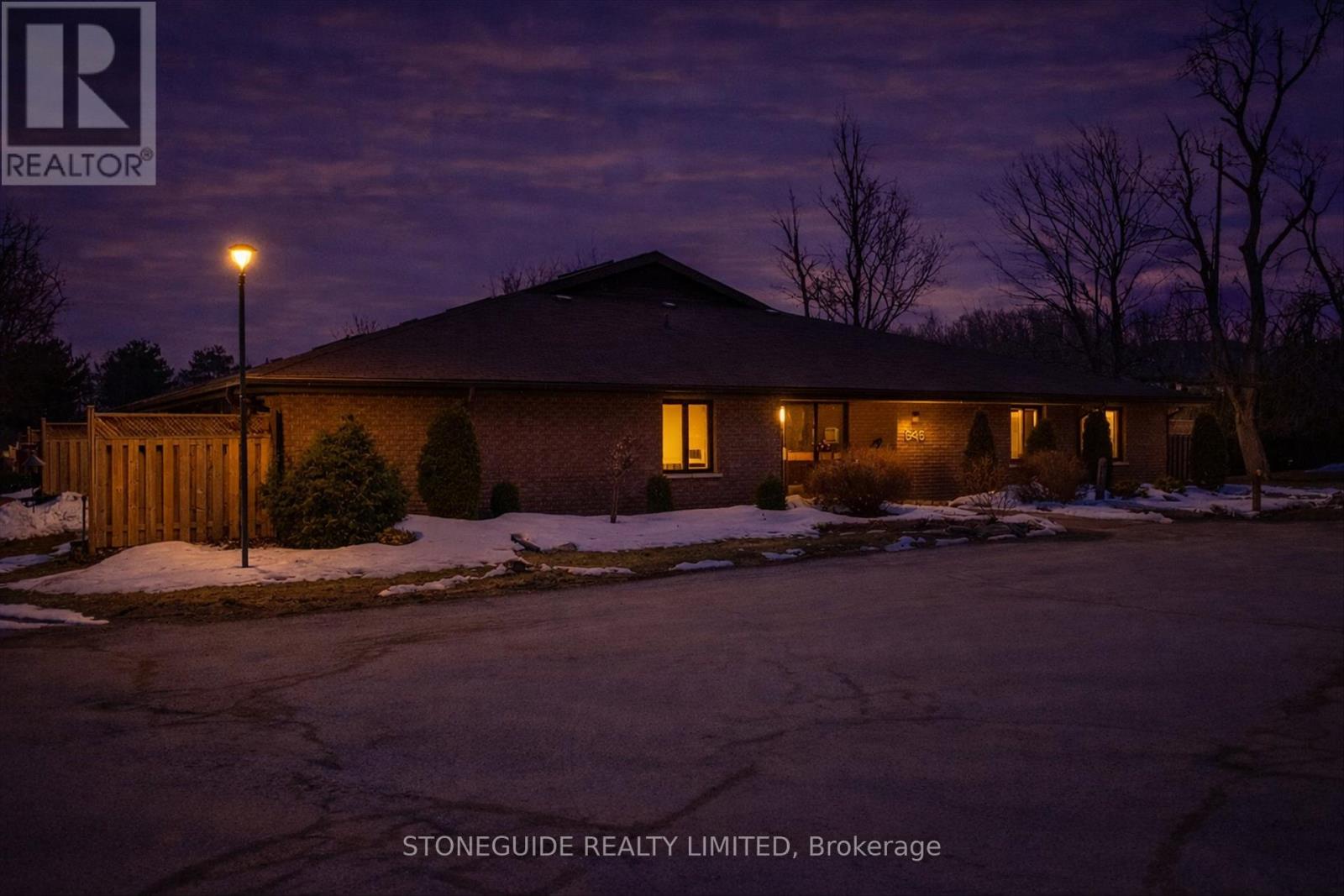 1 - 645 Whitaker Street, Peterborough, Ontario  K9H 7L5 - Photo 2 - X12928692