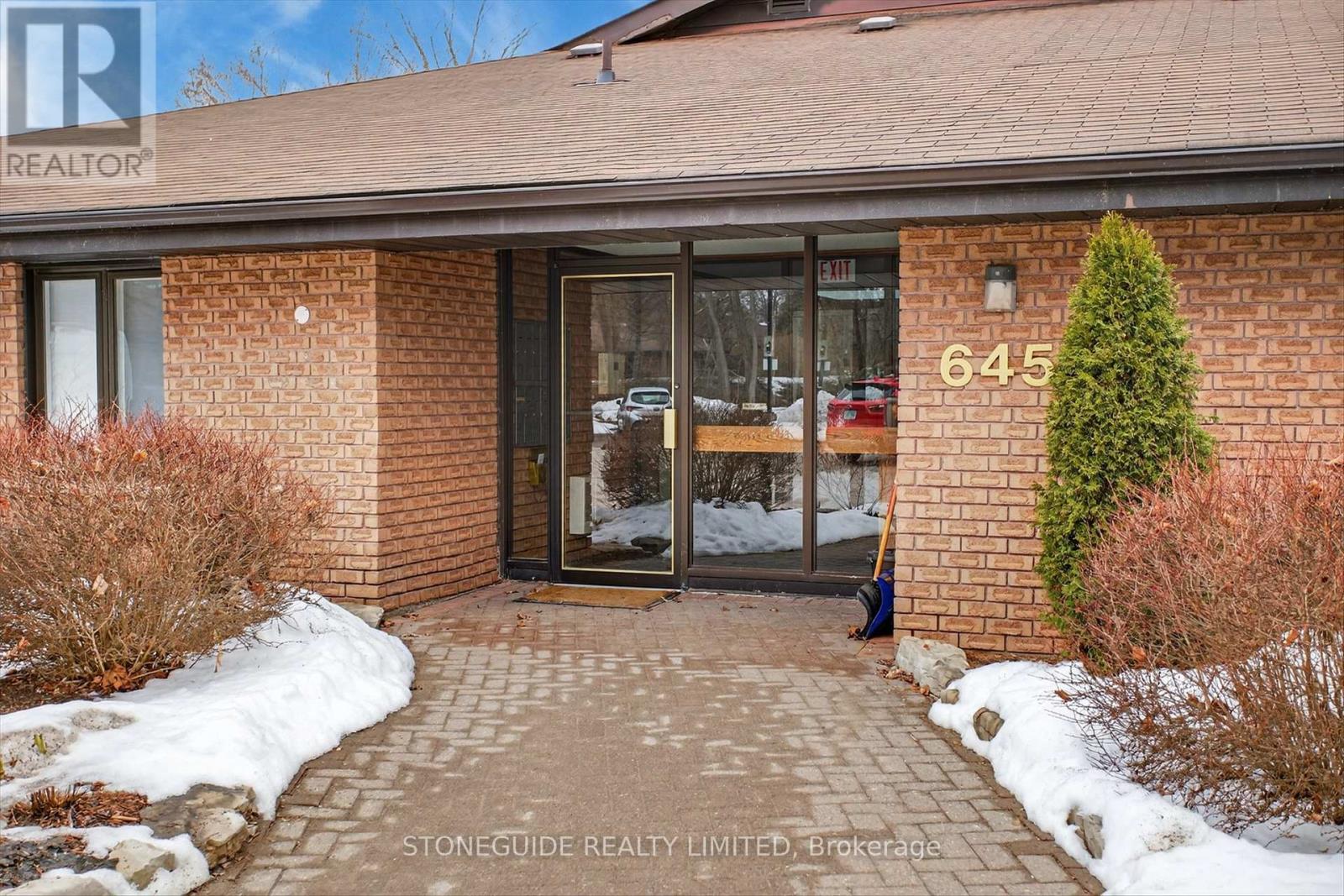 1 - 645 Whitaker Street, Peterborough, Ontario  K9H 7L5 - Photo 3 - X12928692