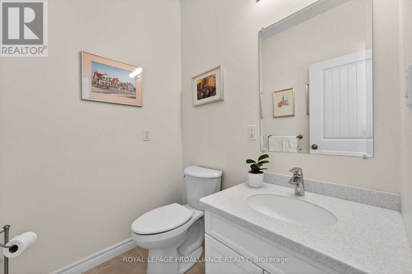 45 Maplehurst Crescent, Prince Edward County, Ontario  K0K 3L0 - Photo 14 - X12928742