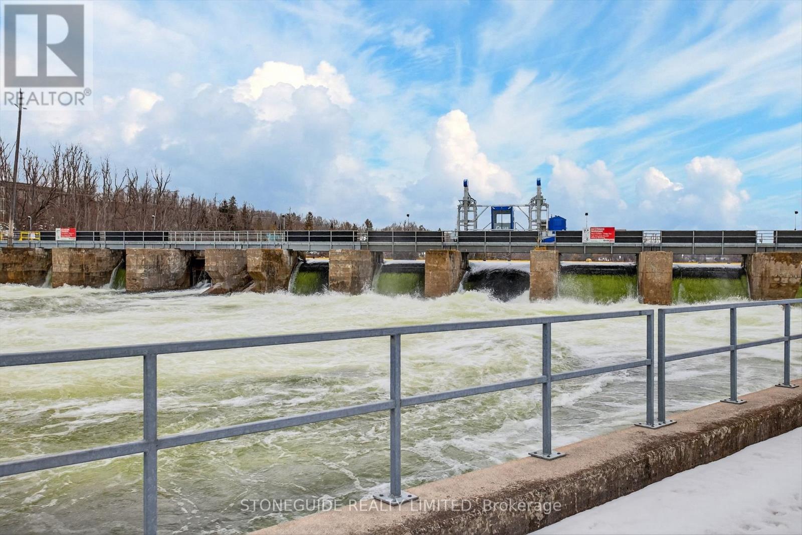 1 - 645 Whitaker Street, Peterborough, Ontario  K9H 7L5 - Photo 37 - X12928692