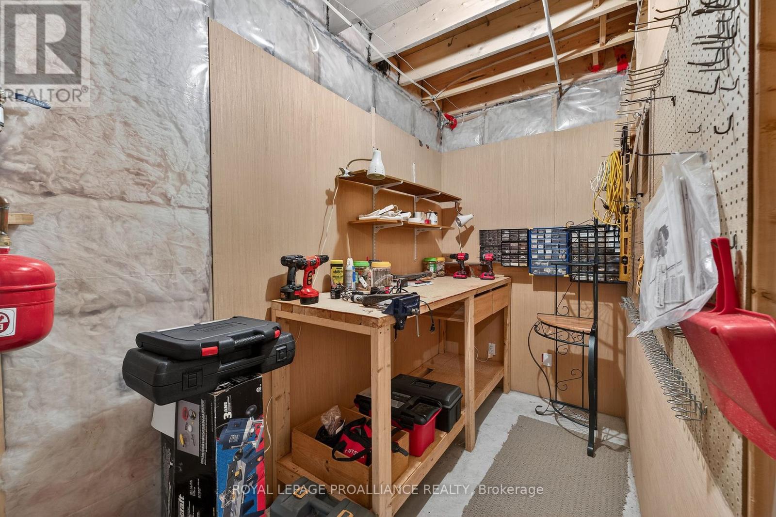 45 Maplehurst Crescent, Prince Edward County, Ontario  K0K 3L0 - Photo 41 - X12928742