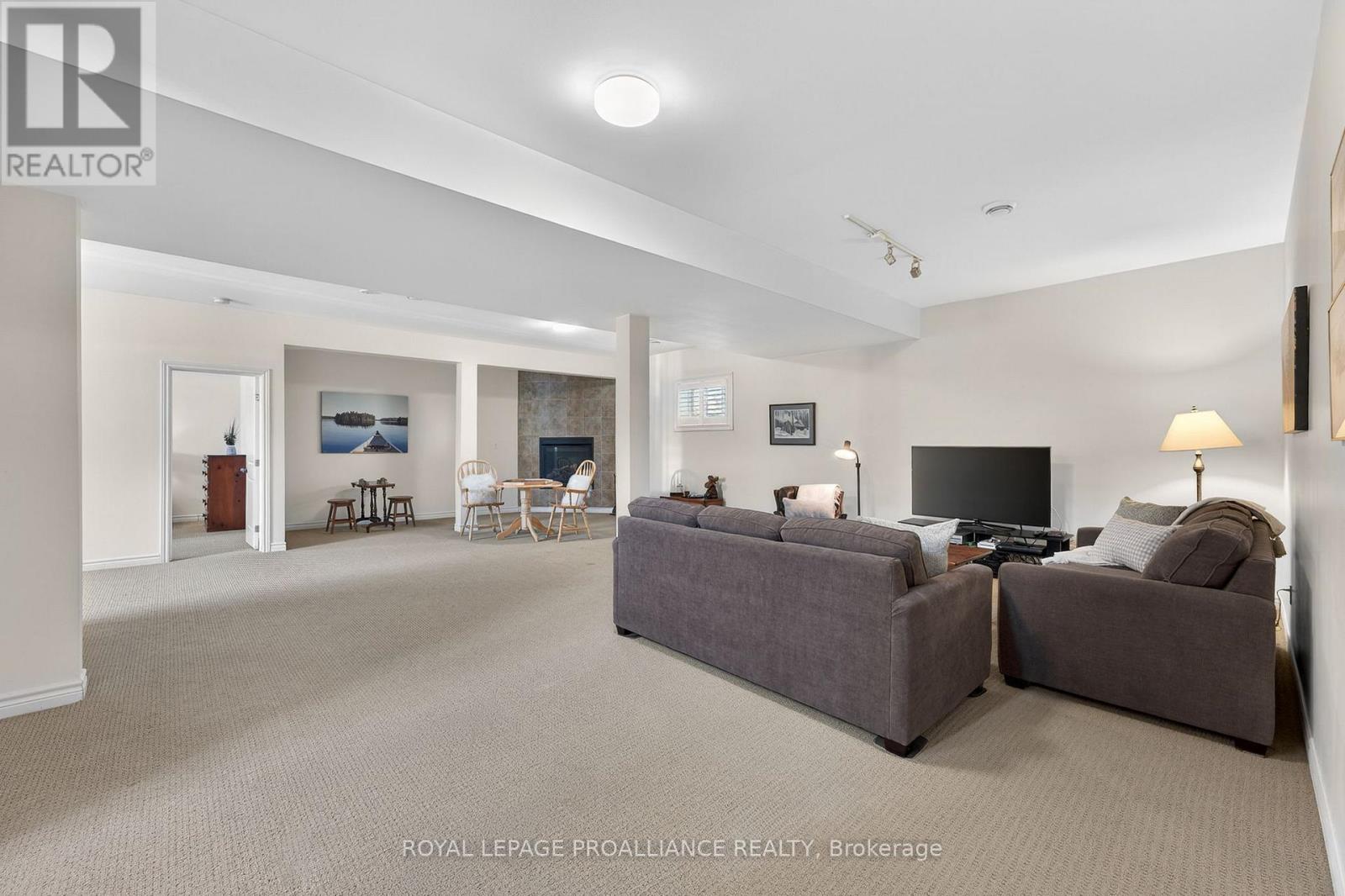 45 Maplehurst Crescent, Prince Edward County, Ontario  K0K 3L0 - Photo 28 - X12928742