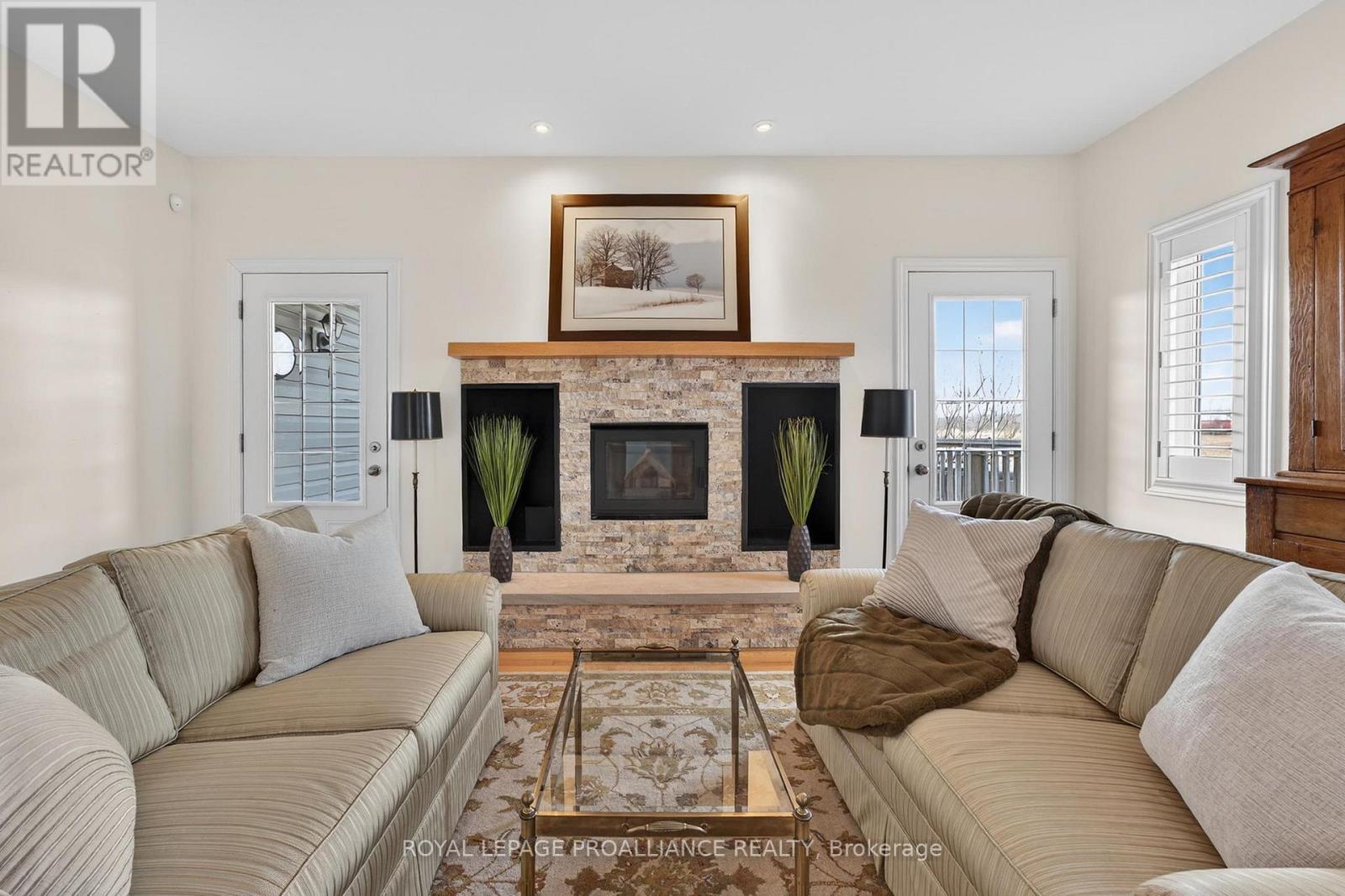 45 Maplehurst Crescent, Prince Edward County, Ontario  K0K 3L0 - Photo 7 - X12928742