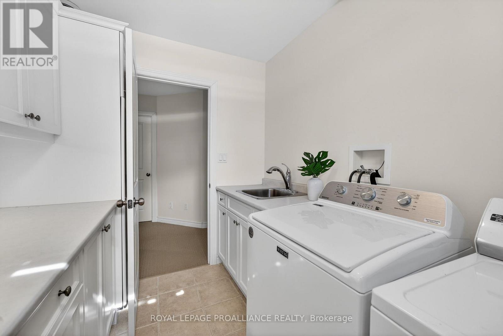 45 Maplehurst Crescent, Prince Edward County, Ontario  K0K 3L0 - Photo 39 - X12928742