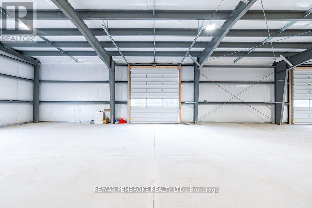99 Industrial Avenue, Petawawa, Ontario  K8H 2W8 - Photo 12 - X12928542