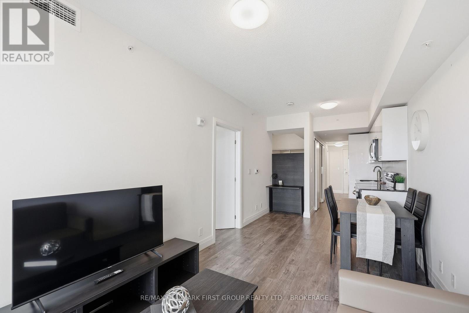 1020 - 652 Princess Street, Kingston, Ontario  K7L 1E5 - Photo 17 - X12928764