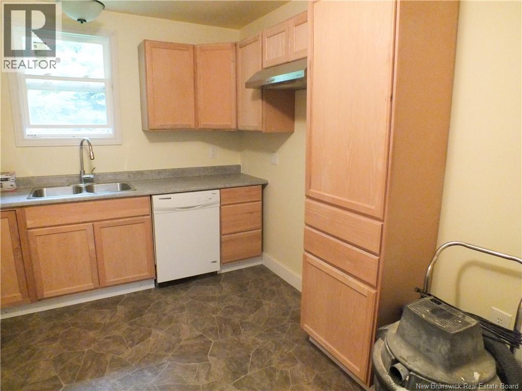 90 Weston Road, Weston, New Brunswick  E7K 1A2 - Photo 11 - NB131315