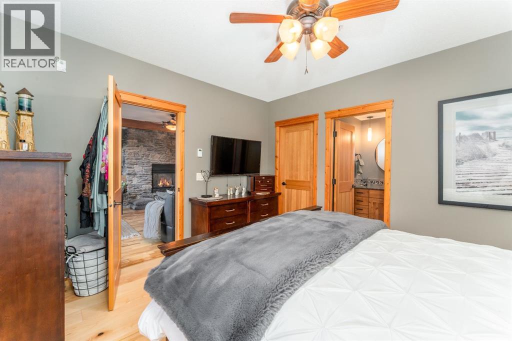 2207, 101b Stewart Creek Landing, Canmore, Alberta  T1W 0E3 - Photo 13 - A2293258