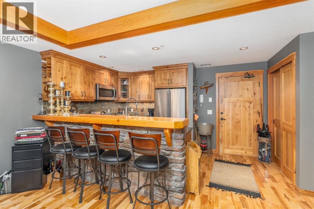 2207, 101b Stewart Creek Landing, Canmore, Alberta  T1W 0E3 - Photo 5 - A2293258