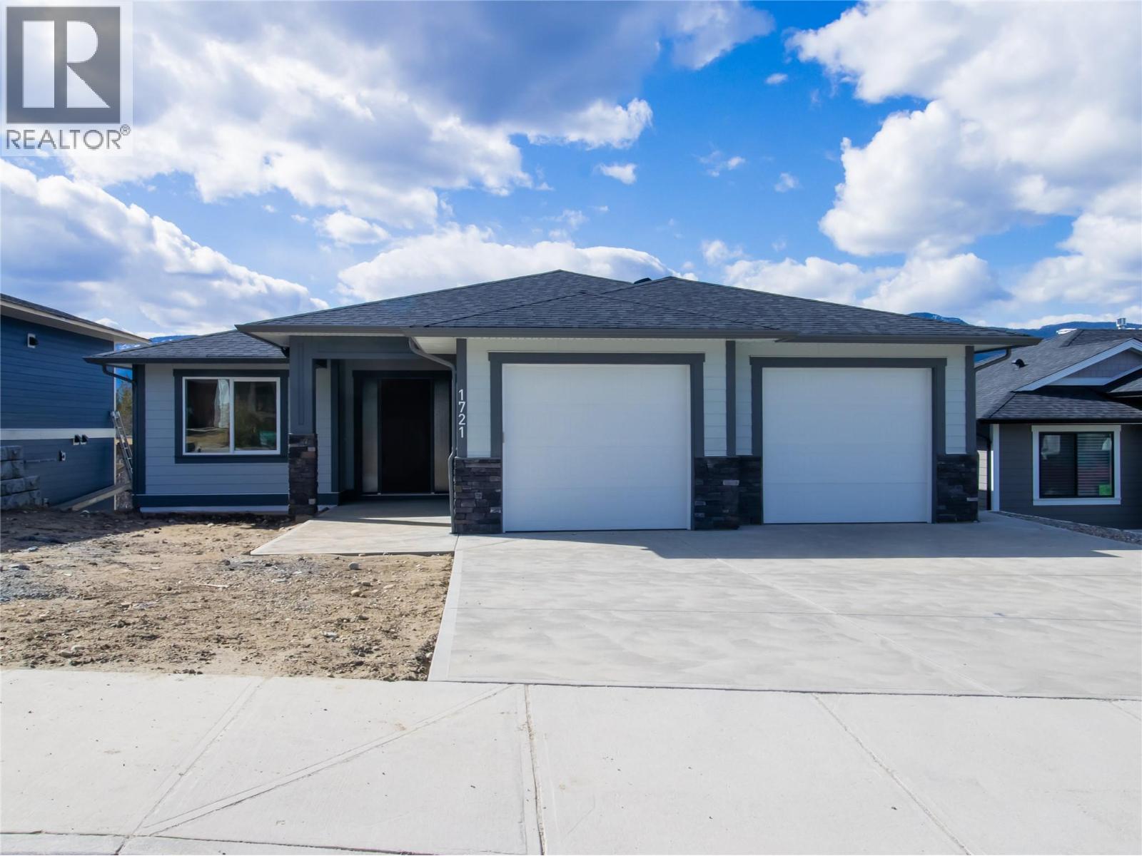 1721 9 Street Se, Salmon Arm, British Columbia V1E 0G9 - Photo 2 - 10367508