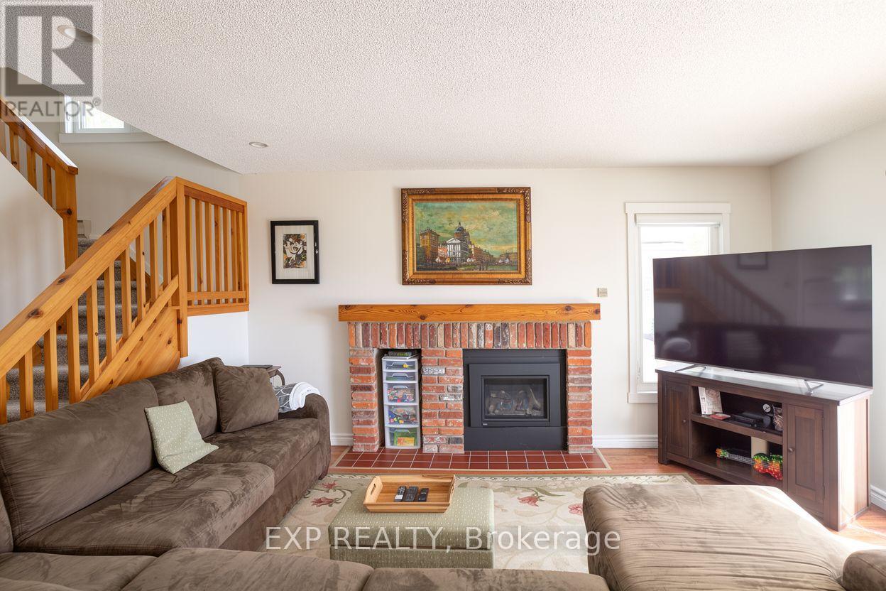 16 - 576 Oxbow Crescent, Collingwood, Ontario L9Y 5B4 - Photo 7 - S12789870