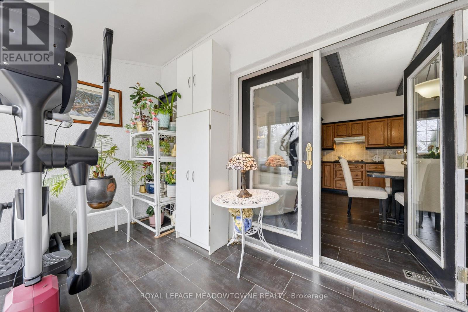 152 Confederation Street, Halton Hills, Ontario  L7G 4S8 - Photo 25 - W12929066