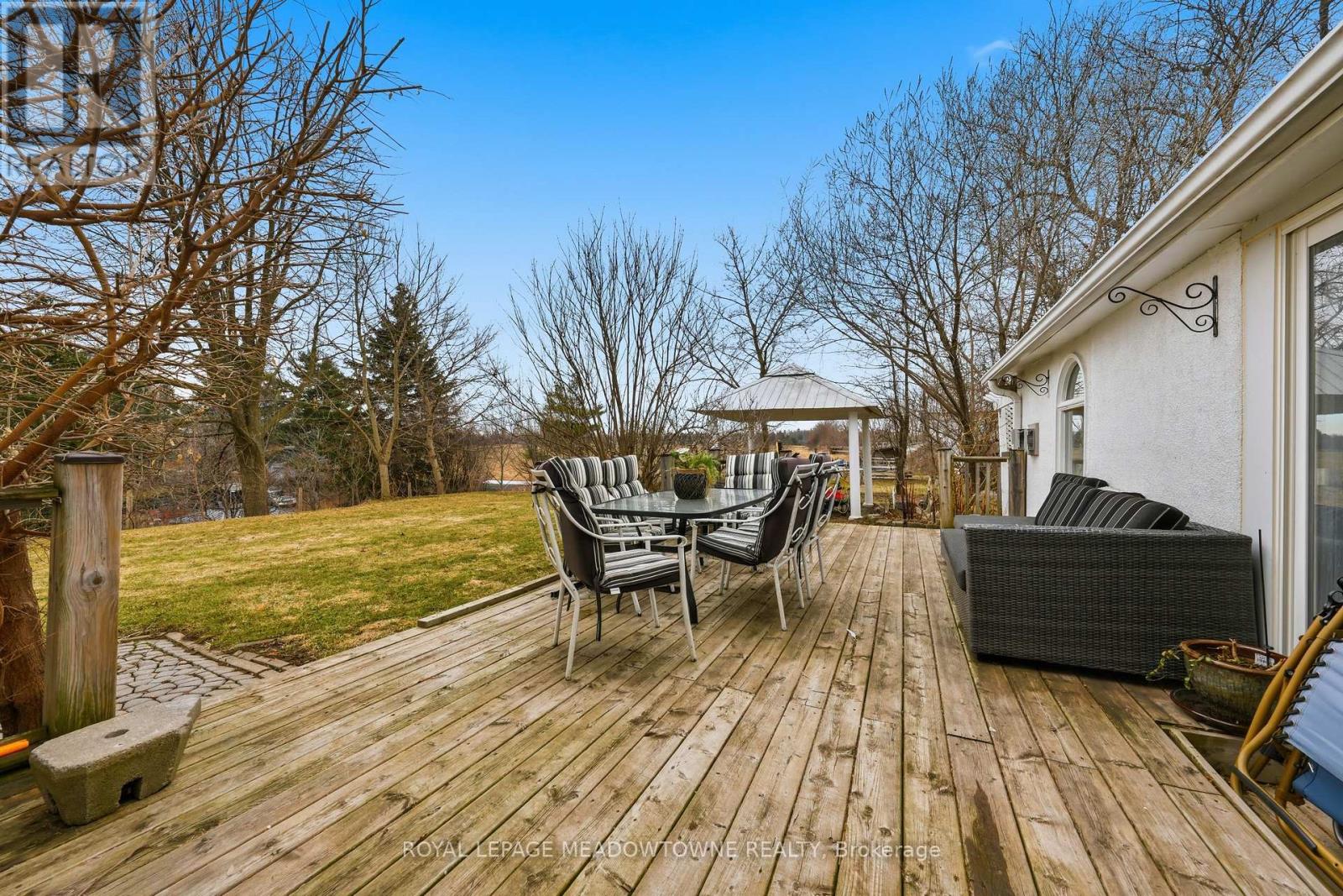 152 Confederation Street, Halton Hills, Ontario  L7G 4S8 - Photo 27 - W12929066