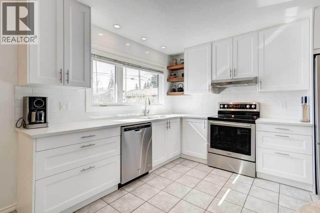 81 Healy Drive Sw, Calgary, Alberta  T2V 2Z8 - Photo 12 - A2295637